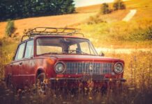 Are old cars cheaper to insure?